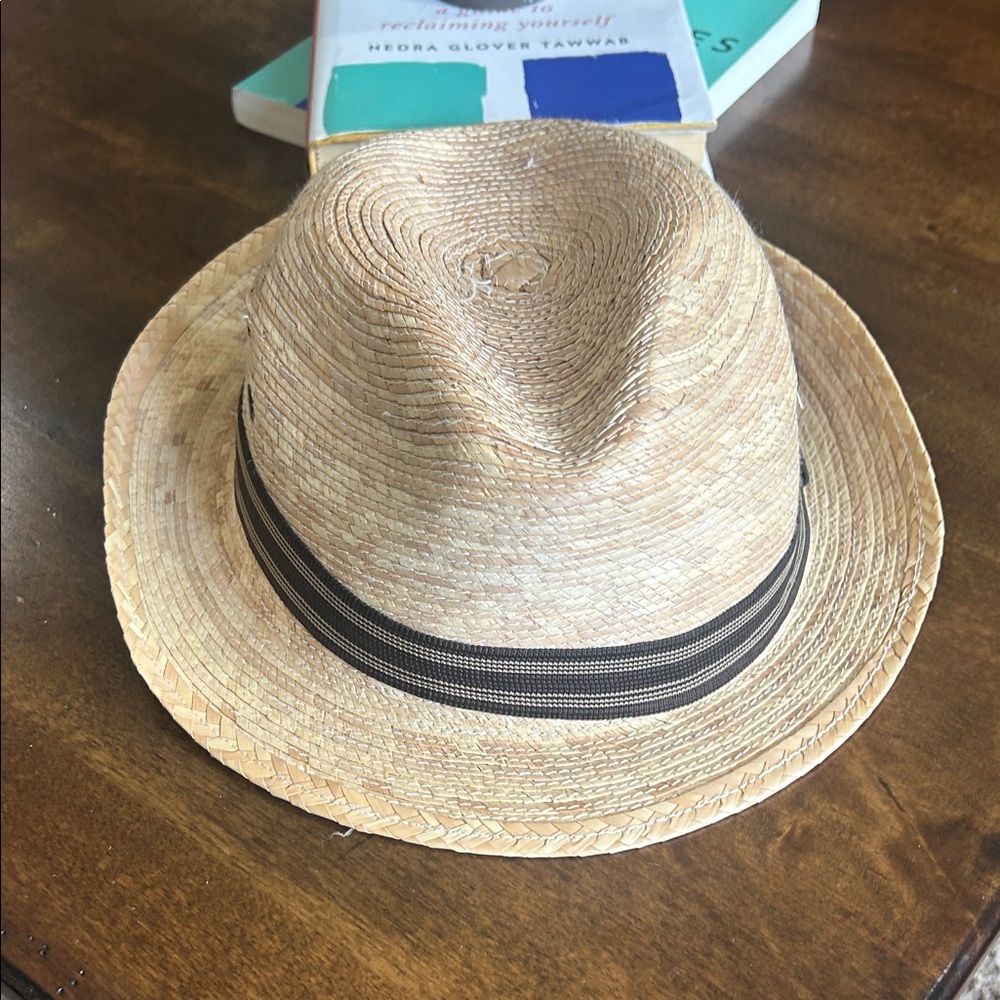 Stylish Tan Straw Fedora Hat